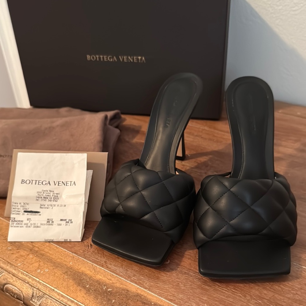 Pre-owned Authentic Bottega Veneta Heels size 39